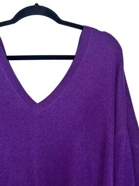 Universal Standard 100% Cashmere Purple V-Neck Sweater - Size L